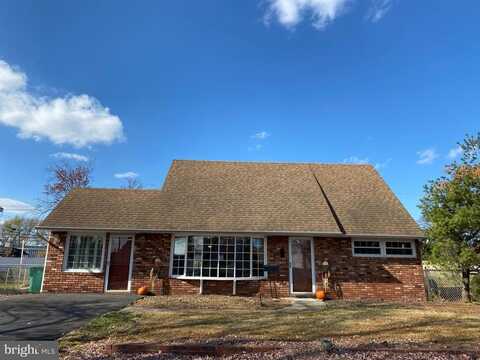 45 PRUNEWOOD ROAD, LEVITTOWN, PA 19056