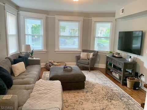 53 Forest St, Montclair, NJ 07042