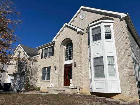 32 Vicari Way, Egg Harbor Township, NJ 08087