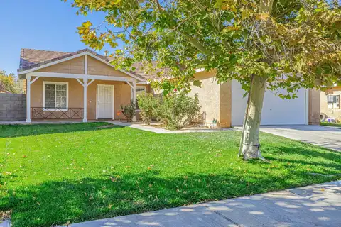 45641 Barham Avenue, Lancaster, CA 93534