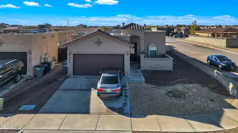 14390 Loma Chica, El Paso, TX 79938