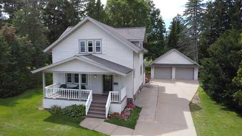 302 DELEGLISE ST, Antigo, WI 54409