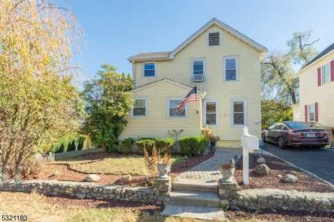 30 Roosevelt Ave, Butler, NJ 07405