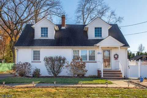 46 New St, Wayne, NJ 07470