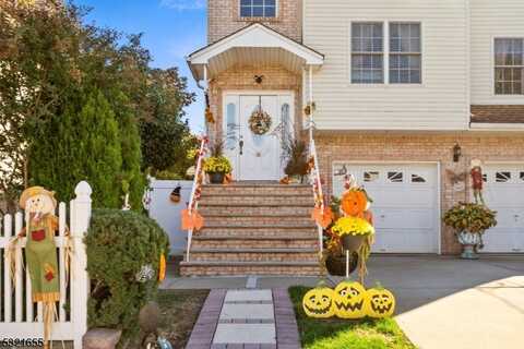 34 E 10th St, Linden, NJ 07036