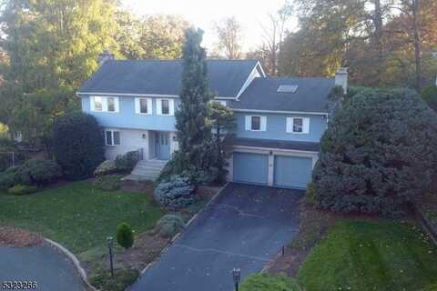 40 William Pl, Glen Rock, NJ 07452