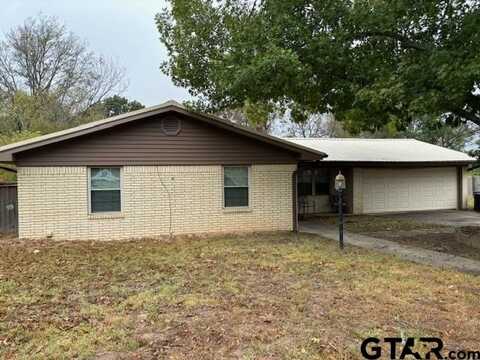 1253 newsom, Mineola, TX 75773