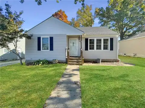 1011 Walnut Street, Higginsville, MO 64037