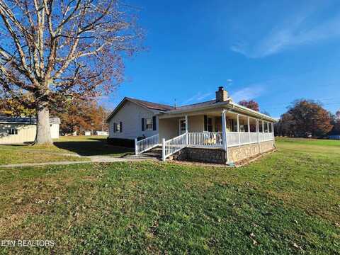 2703 Deer Lodge Hwy, Deer Lodge, TN 37726