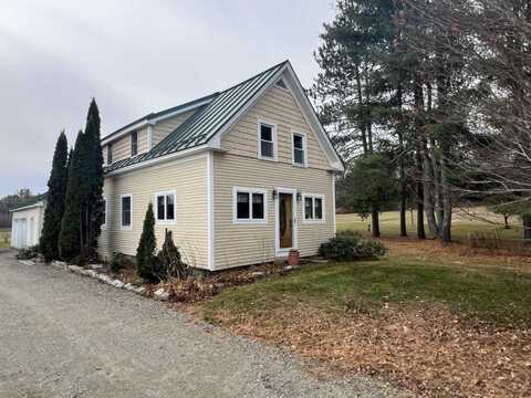 303 Williams Road, Bradford, ME 04410