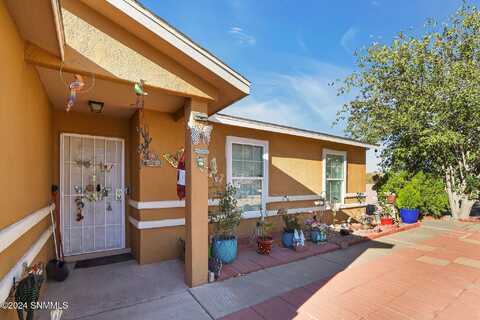 5680 Vanegas Court, Las Cruces, NM 88007