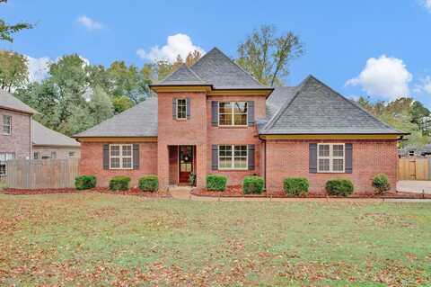 8929 POPLAR, Germantown, TN 38138