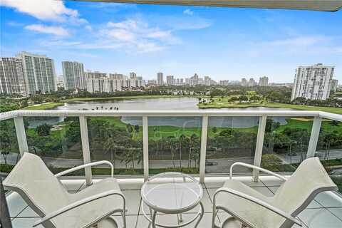 3675 N Country Club Dr, Aventura, FL 33180