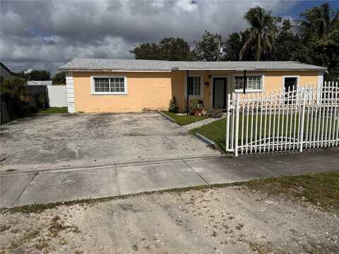 3031 NW 161st St, Miami Gardens, FL 33054