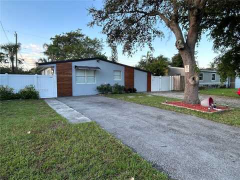 6148 SW 2nd St, Margate, FL 33068