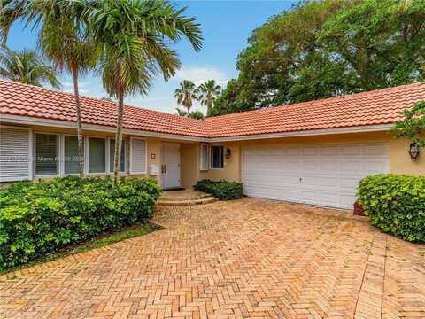 4 Gatehouse Rd, Fort Lauderdale, FL 33308