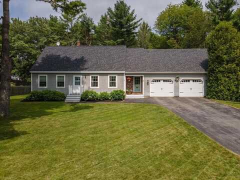 6 Carraige Lane, Hampden, ME 04444