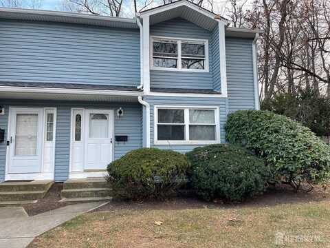 28 Davids Court, Brunswick Gardens, NJ 08810