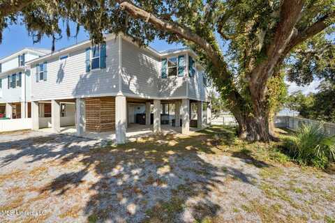 93 Phillip Street, Bay Saint Louis, MS 39520