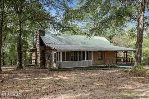 128 Don Pilkington Road, Lucedale, MS 39452