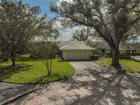 272 SOUTHAMPTON DRIVE, VENICE, FL 34293