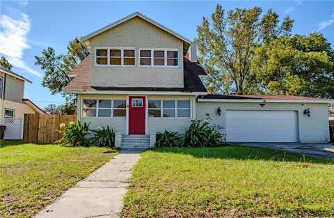 103 W MAPLE STREET, DAVENPORT, FL 33837