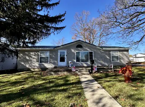 422 N 14th Street, Elwood, IN 46036