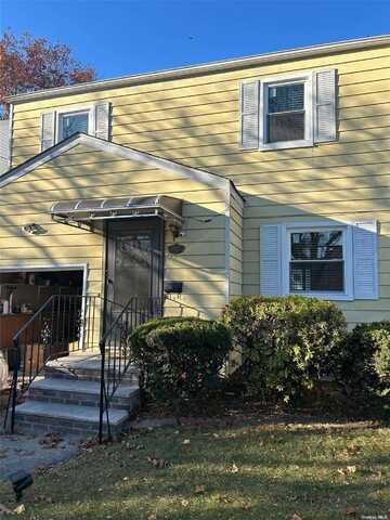 256-15 87th Avenue, Floral Park, NY 11001