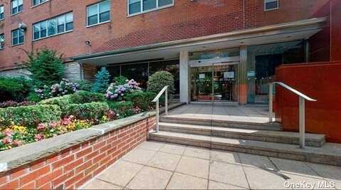 111-20 73 Ave, Forest Hills, NY 11375