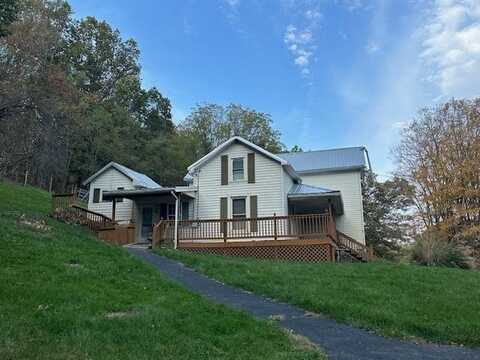 4423 Wrights Valley Rd, BLUEFIELD, VA 24605