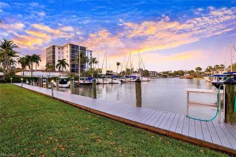 2170 Gulf Shore, NAPLES, FL 34102