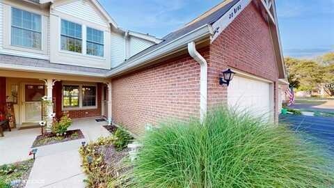 30w102 Fairfax Court, Warrenville, IL 60555