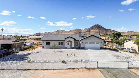 16162 Quantico Rd, Apple Valley, CA 92307