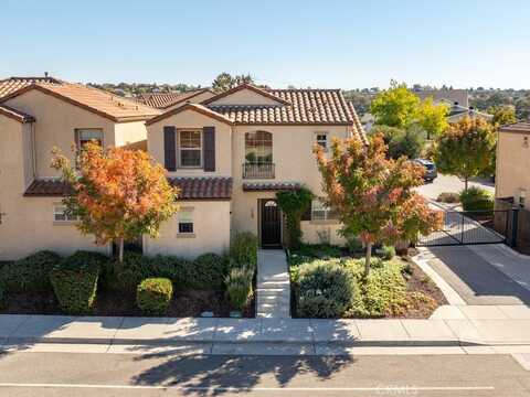 568 River Oaks Drive, Paso Robles, CA 93446