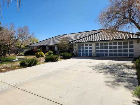 19345 Oneida Road, Apple Valley, CA 92307