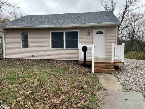 923 S 14th, Keokuk, IA 52632