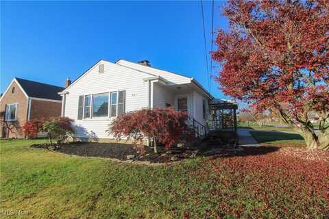 853 5th Street, Struthers, OH 44471