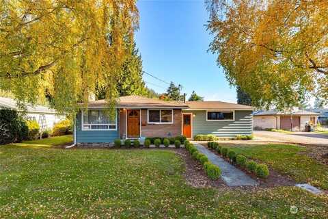 504 North Oak Street, Burlington, WA 98233