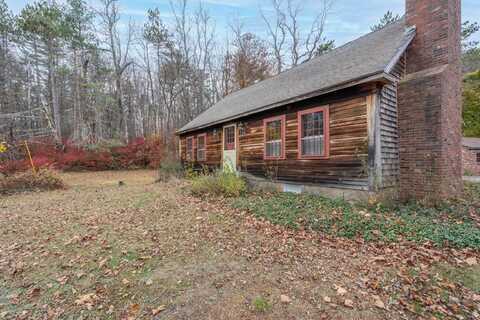 39 Mast Road, Lee, NH 03861