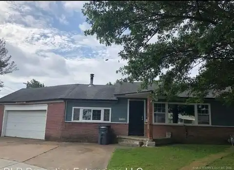 9500 E Oklahoma Place, Tulsa, OK 74115