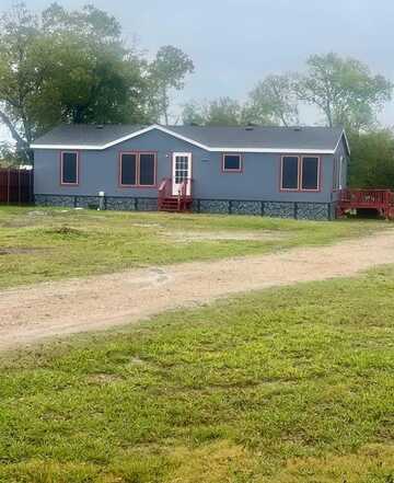 5197 County Road 547, Nevada, TX 75173