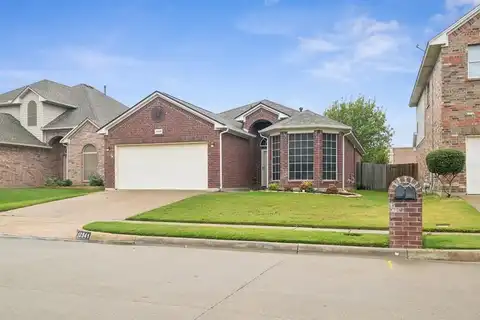 12541 Cottageville Lane, Fort Worth, TX 76244