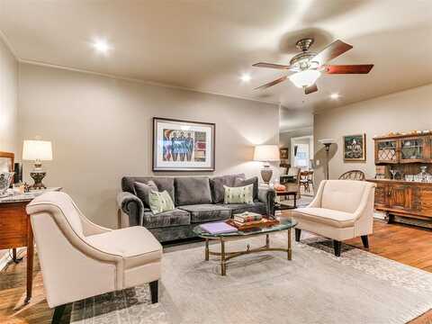 336 Tullahoma Drive, Edmond, OK 73034