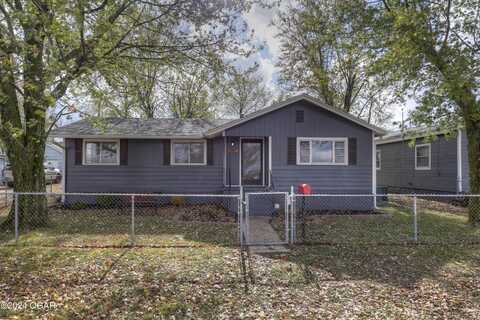 404 4th Street, Webb City, MO 64870