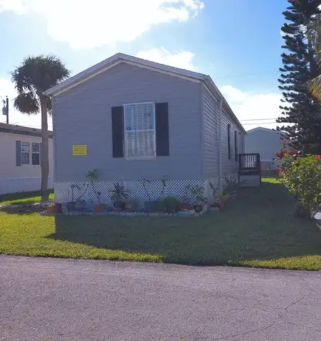 159 Phyllis Drive, Sebastian, FL 32958