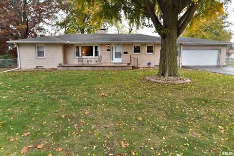 11 Barnes Drive, Decatur, IL 62526