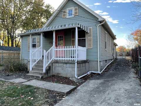 2019 ELIZABETH Street, Springfield, IL 62702