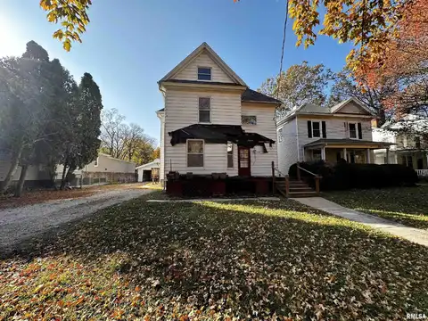 213 CALDWELL Street, Jacksonville, IL 62650