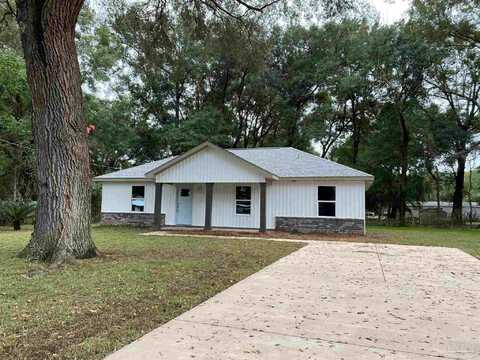 5621 Kingery Rd, Milton, FL 32583