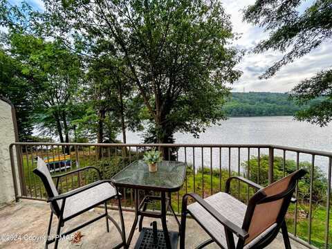 59 Midlake Drive, Lake Harmony, PA 18624